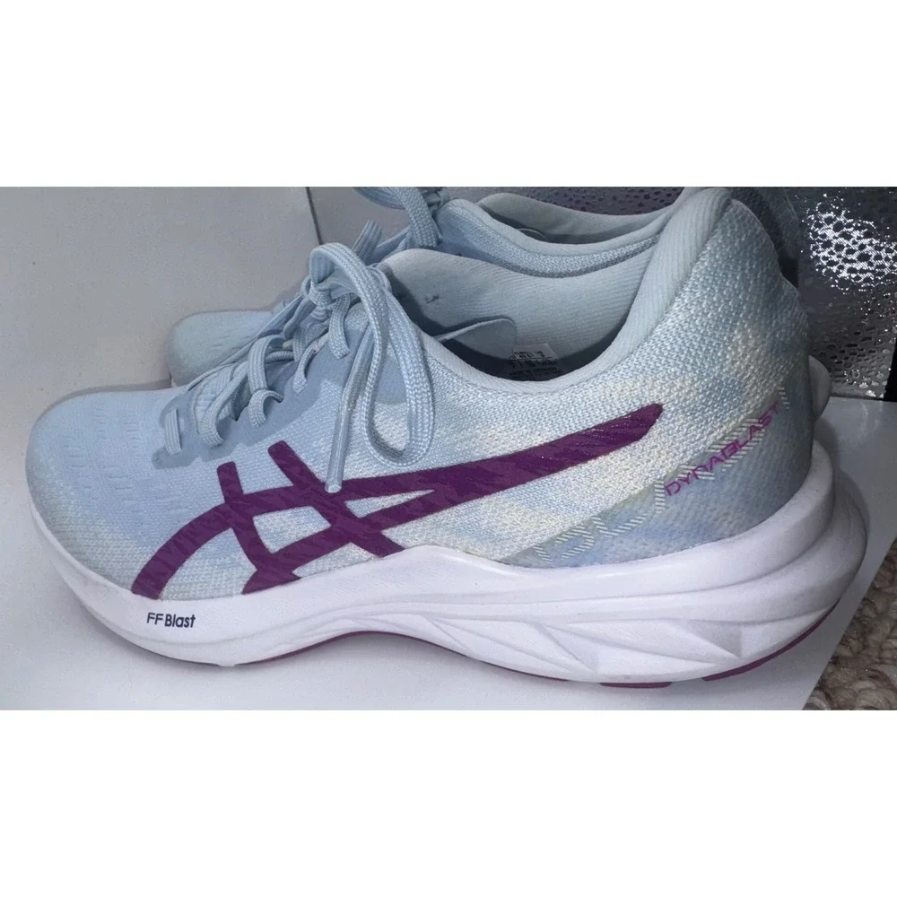 Asics Dynablast 3 Womens Running Shoes Sky Blue Purple 1012B289 Size 9 US